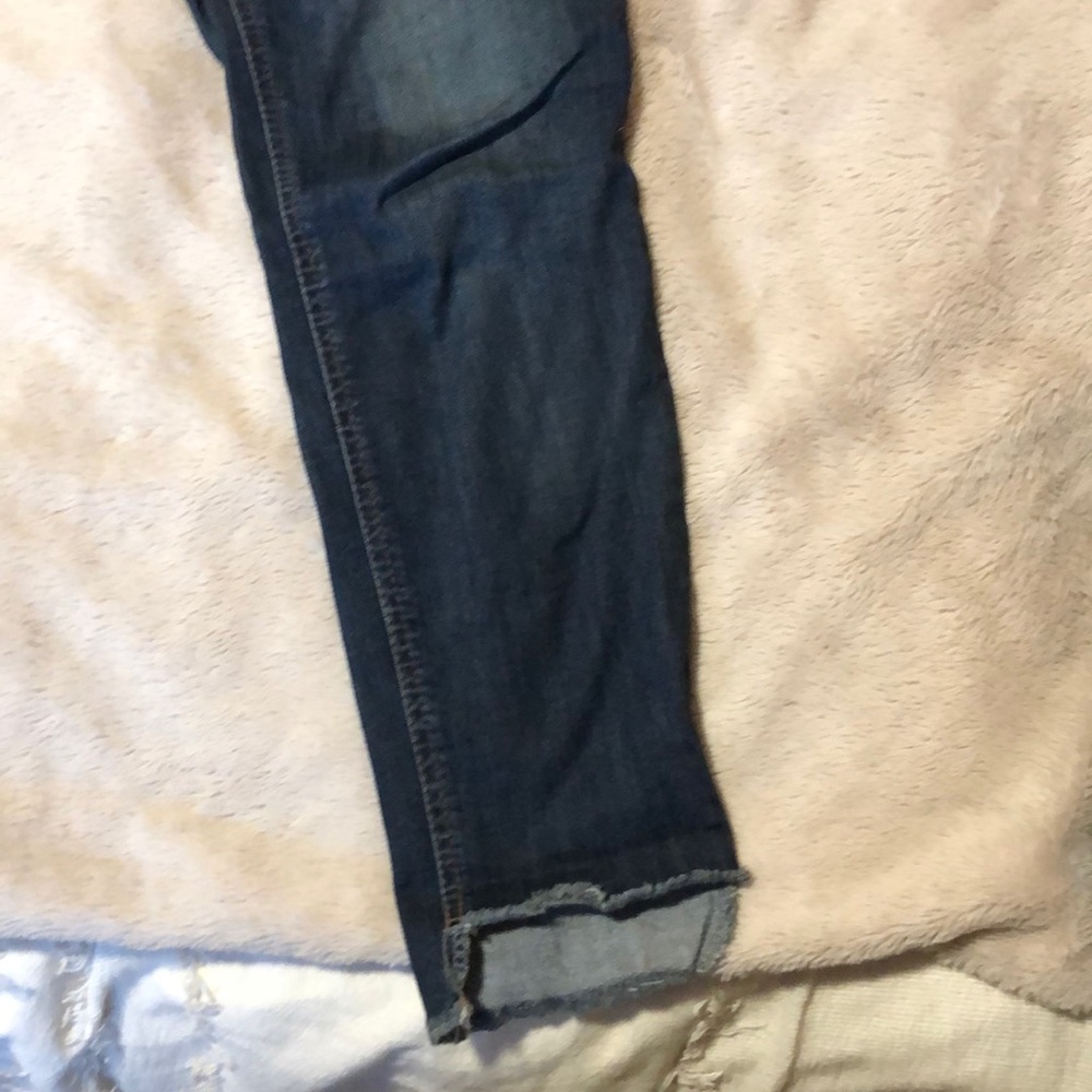 JEANS - Picture 2 of 5